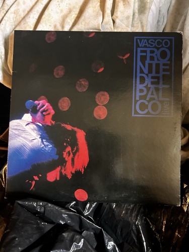 Vasco rossi fronte del palco - rossi,
